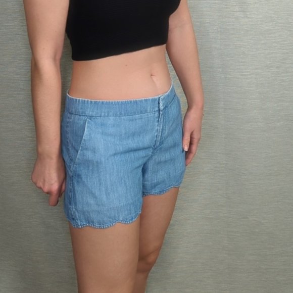 Chambray Club Monaco Scalloped shorts - Picture 3 of 8